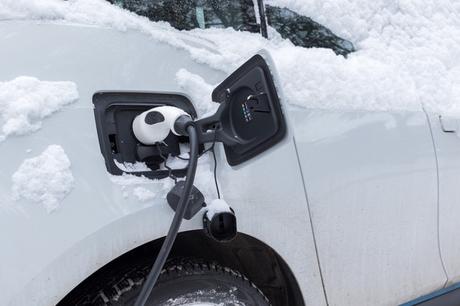 L’autonomie des batteries de voiture électrique baisse-t-elle en hiver avec le froid ?