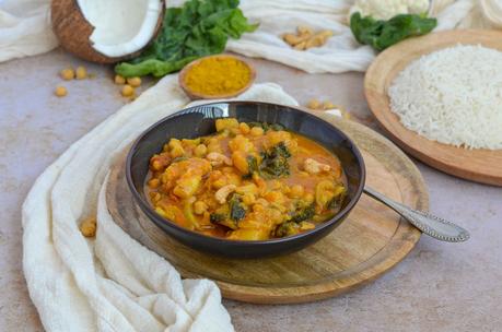 Curry de légumes (chou-fleur, pois chiches)