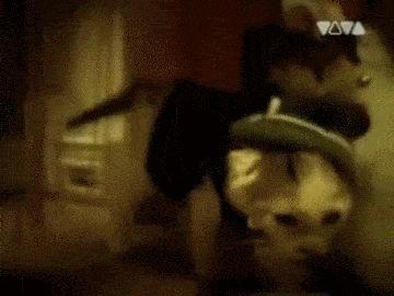 En fait, tout le monde se fout des rixes de bandes de jeunes. Ce qu’on veut, ce sont des lingettes gratuites. En fait, tout le monde se fout des rixes de bandes de jeunes. Ce qu’on veut, ce sont des lingettes gratuites.