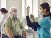 COVID-19 Vacciner d’abord plus âgés, c’est d’années sauvées