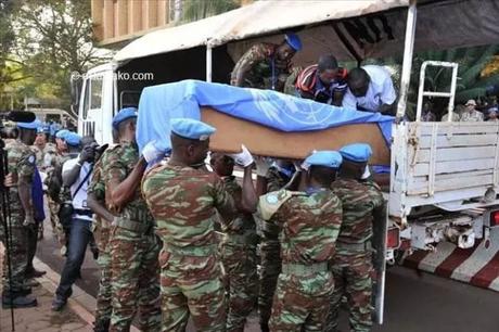 Mali : Un agent de la Minusma trouvé mort dans un hôtel, deux prostituées arrêtées Mali : Un agent de la Minusma trouvé mort dans un hôtel, deux prostituées arrêtées