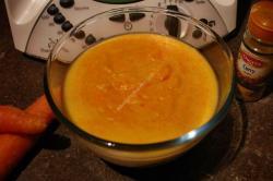recette du jour: Purée pommes de terre, carottes et curry  au thermomix de Vorwerk