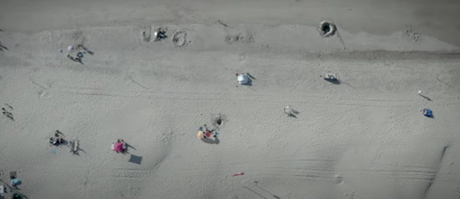 Distanciation sociale, quand tu nous tiens...