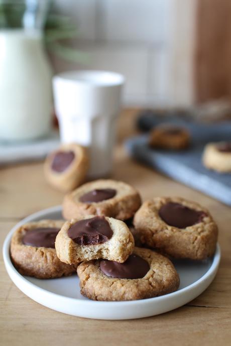 Biscuits nids (Thumbprint cookies) au chocolat