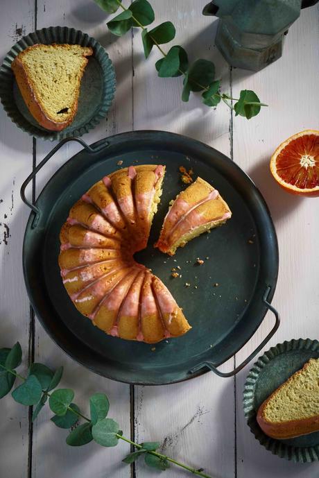 Gâteau pour le goûter aux oranges