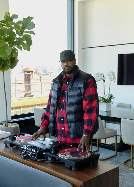 KITH sort une collaboration en hommage à Notorious B.I.G KITH sort une collaboration en hommage à Notorious B.I.G