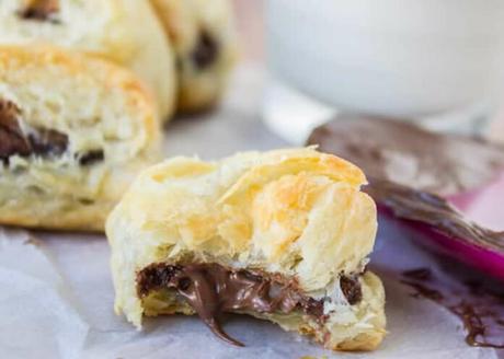 Gâteau fourré au chocolat nutella