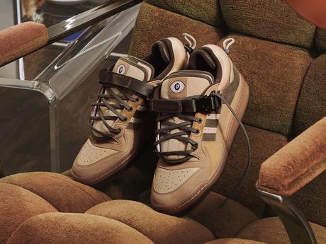 Bad Bunny présente sa adidas Forum Buckle Low