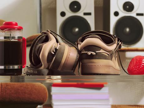 Bad Bunny présente sa adidas Forum Buckle Low