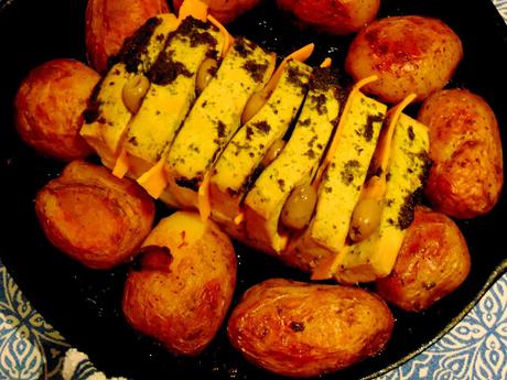 Tofu Hasselback avec petites pommes de terre