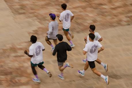 Jolie Foulée sort sa première collaboration avec Veja Jolie Foulée sort sa première collaboration avec Veja