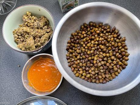 Green India – Curry de pois chiches verts (Malvani Hara Chana massala)