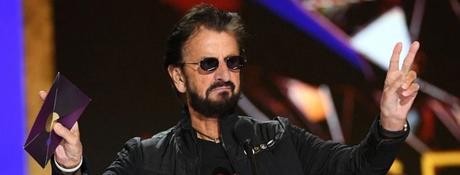 Ringo Starr surprend tout le monde au Grammy Awards