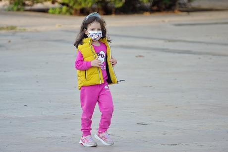 Il faut défendre les enfants, exiger la suppression du port du masque