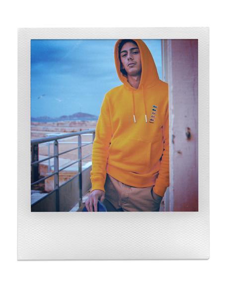 Lacoste et Polaroid dévoilent une capsule technicolor Lacoste et Polaroid dévoilent une capsule technicolor