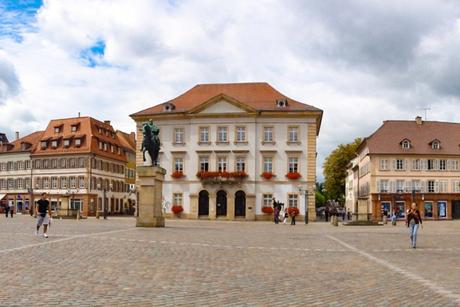 Décapole alsacienne - Rathausplatz, Landau in der Pfalz © Ralph Hammann - licence [CC BY-SA 3.0] from Wikimedia Commons
