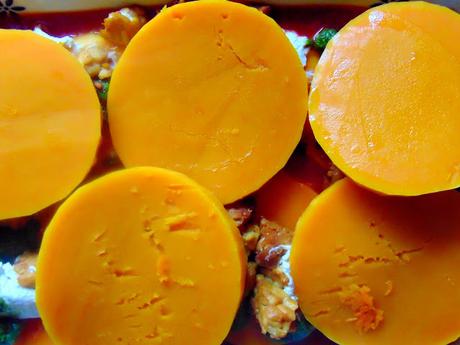 Lasagne de courge au tempeh, au frauxmage à la crème de cajou et au pesto