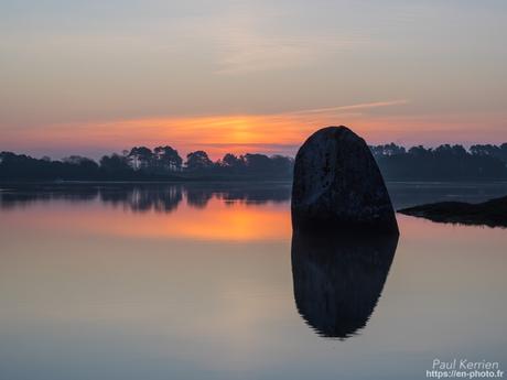 fin de nuit sur le #menhir de Penglaouic #Loctudy #Bretagne #Finistère