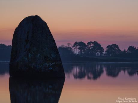 fin de nuit sur le #menhir de Penglaouic #Loctudy #Bretagne #Finistère