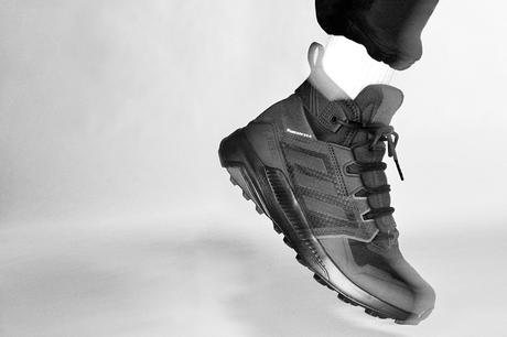 Pharrell et adidas livrent leur collection Triple Black Pharrell et adidas livrent leur collection Triple Black