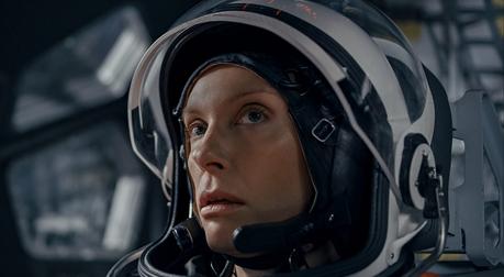 Premières images officielles pour Stowaway de Joe Penna