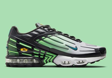La Nike Air Max Plus TN3 arrive dans deux nouveaux coloris La Nike Air Max Plus TN3 arrive dans deux nouveaux coloris