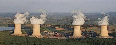 François Bayrou relance le programme nucléaire français