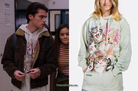 GINNY & GEORGIA : Marcus’s kitten hooded sweatshirt in S1E07