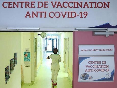 Témoignage : au cœur d’un centre de vaccination contre le covid-19 Témoignage : au cœur d’un centre de vaccination contre le covid-19