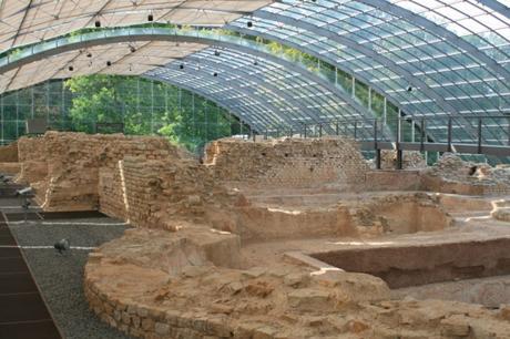 Autour de Mulhouse - Les vestiges des bains romains à Badenweiler © Wernain S. - licence [CC BY-SA 3.0] from Wikimedia Commons