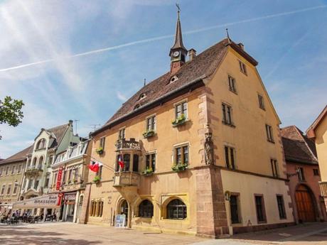 L'Hôtel de Ville de Guebwiller © Ralph Hammann - licence [CC BY-SA 4.0] from Wikimedia Commons
