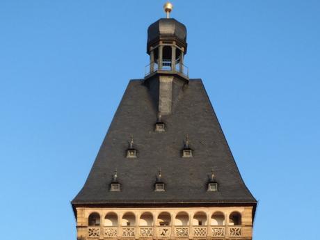 Le toit de l'Altpörtel © AnRo0002 - licence [CC0] from Wikimedia Commons