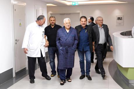 Le président palestinien Mahmoud Abbas évacué en Allemagne pour des examens médicaux