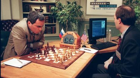 Et si l’IA pouvait faire de nous de meilleurs joueurs d’échecs ?
