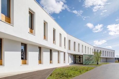 SONOVA inaugure l’un des premiers bâtiments de bureaux zéro énergie de Suisse