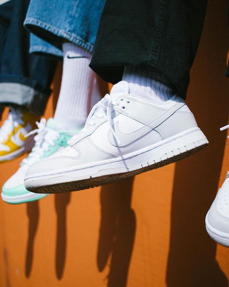 Trois Nike Dunk WMNS sortent demain Trois Nike Dunk WMNS sortent demain