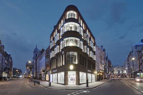 Bape ouvre son plus grand magasin à Londres