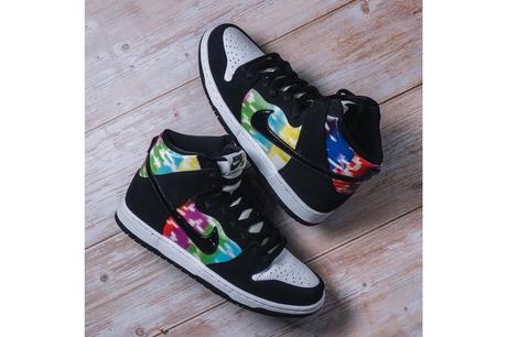 Cette Nike SB Dunk High reprend le mythique TV Signal Cette Nike SB Dunk High reprend le mythique TV Signal