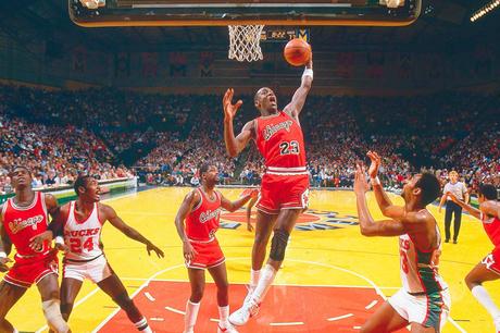 Michael Jordan - Nike Air Ship - 1984