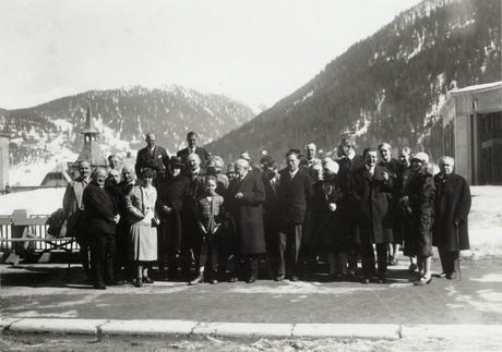 1928 Davos - 2 - Albert Einstein et Paul Tillich
