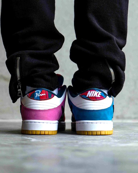 La Parra x Nike SB Dunk Low se dévoile en detail La Parra x Nike SB Dunk Low se dévoile en detail