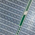 Les panneaux solaires peuvent-ils être à la hauteur de l’enjeu carbone ? bouygues Construction Piolenc panneaux flottants