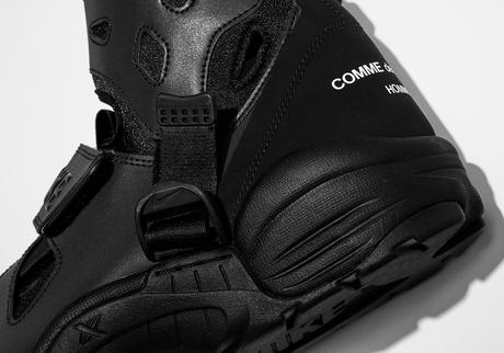 Nike et Comme des Garçons se retrouvent sur la Air Carnivore Nike et Comme des Garçons se retrouvent sur la Air Carnivore