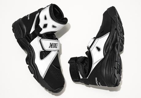 Nike et Comme des Garçons se retrouvent sur la Air Carnivore Nike et Comme des Garçons se retrouvent sur la Air Carnivore