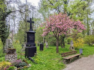 Alter Südlicher Friedhof – in München / 10 Bilder / Ancien cimetière du Sud à Munich (1)