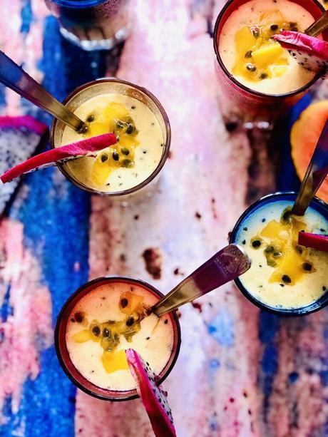 Lassi de mangue et de pitaya à la cardamome et à la rose ! Lassi de mangue et de pitaya à la cardamome et à la rose !