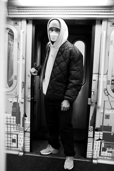 La MTA x New Balance 920 célèbre le métro new-yorkais