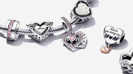 Offre Fête des Mères Pandora : -30% dès 3 bijoux achetés Offre Fête des Mères Pandora : -30% dès 3 bijoux achetés