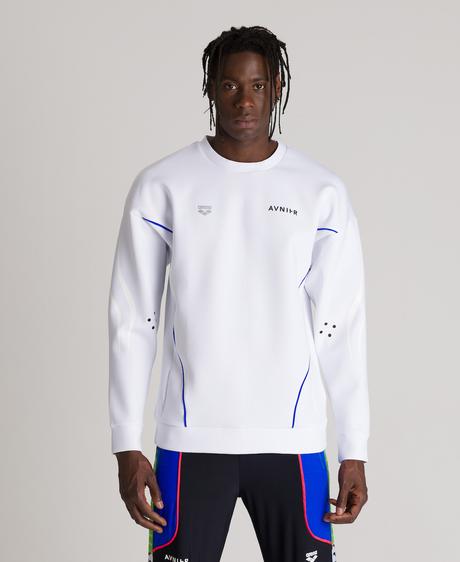 Avnier sort sa première collaboration avec Arena Avnier sort sa première collaboration avec Arena