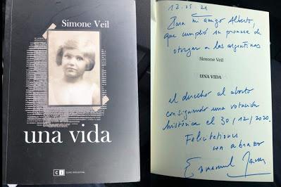 Après la guitare, l’autobiographie de Simone Veil [ici]